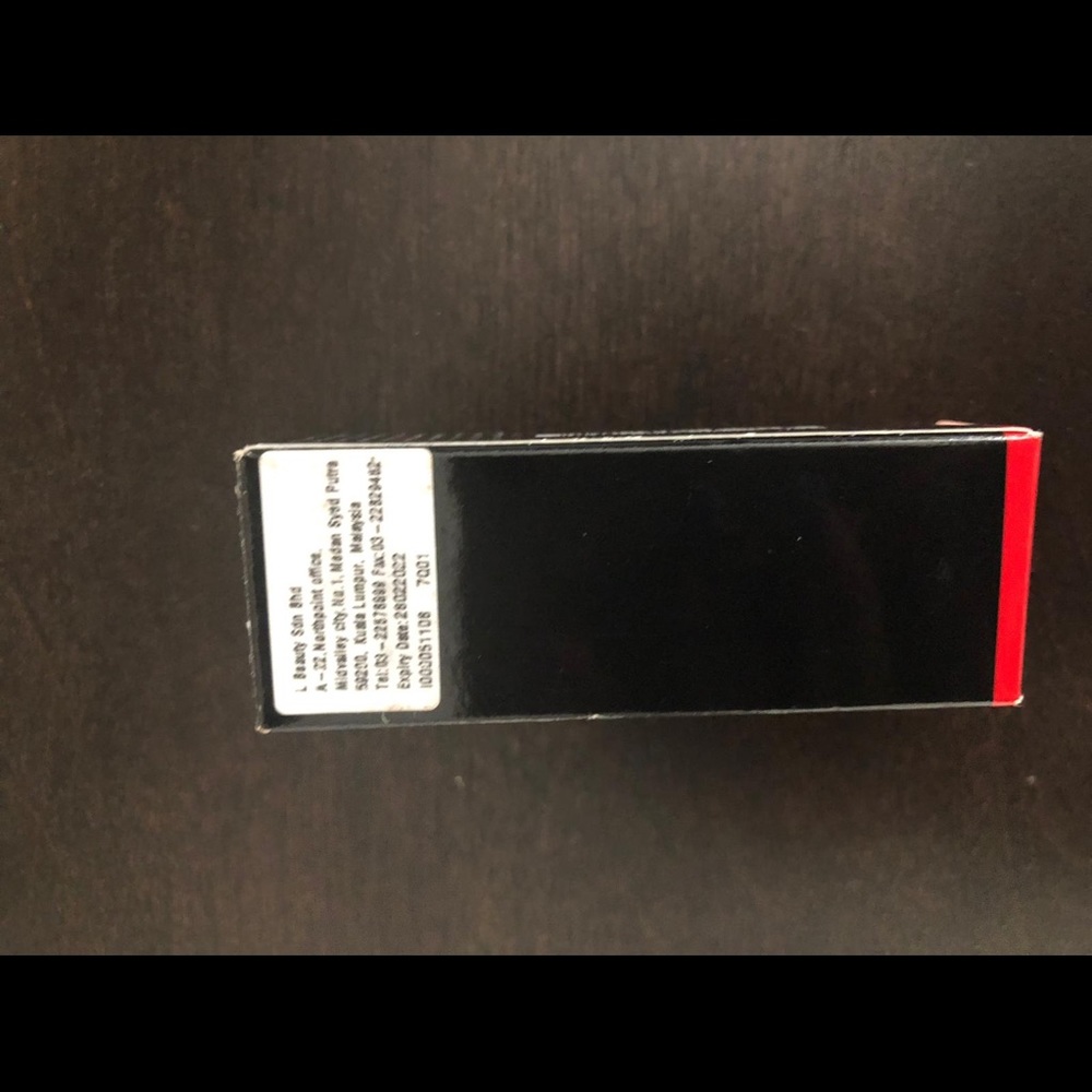 Lipstick - Picture 3 of 3